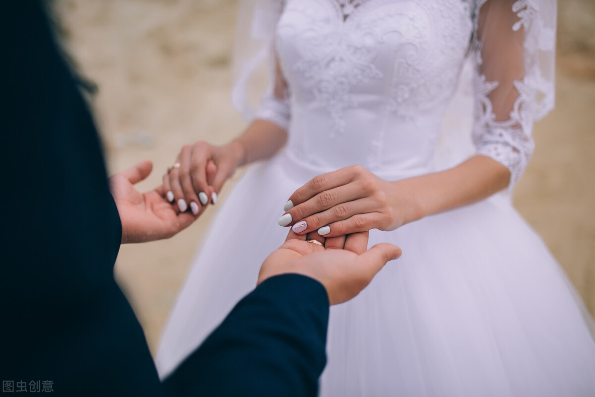 心洞情感教你婚姻修复技巧：出轨的婚姻要怎么挽救？